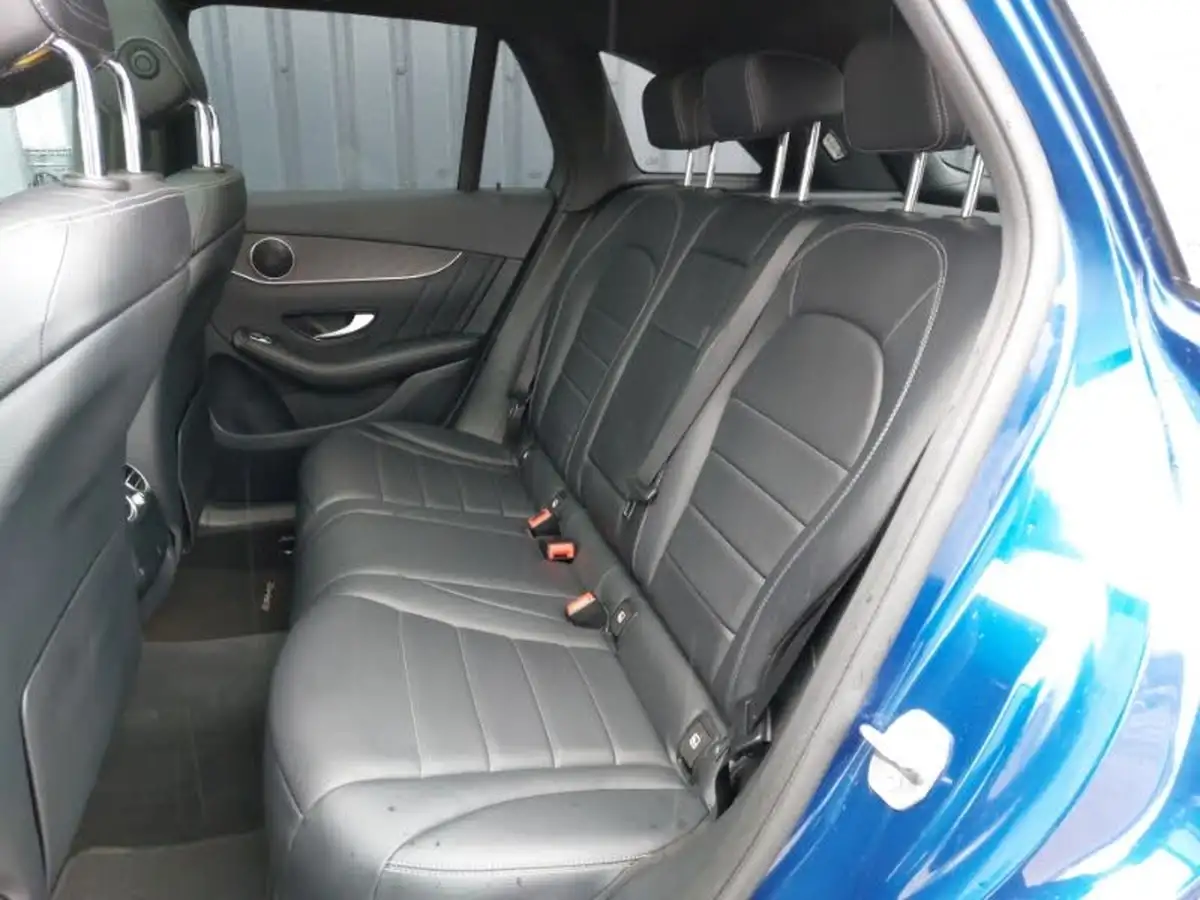 2018-mercedes-benz-glc-class-20-glc250-amg-line-premiumss-station-wagon-5d-big-5