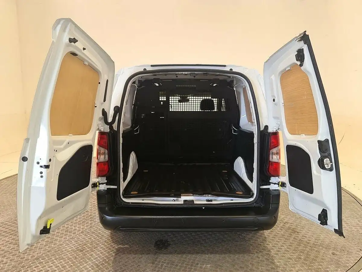2022-peugeot-partner-15-bluehdi-850-professional-premium-big-22