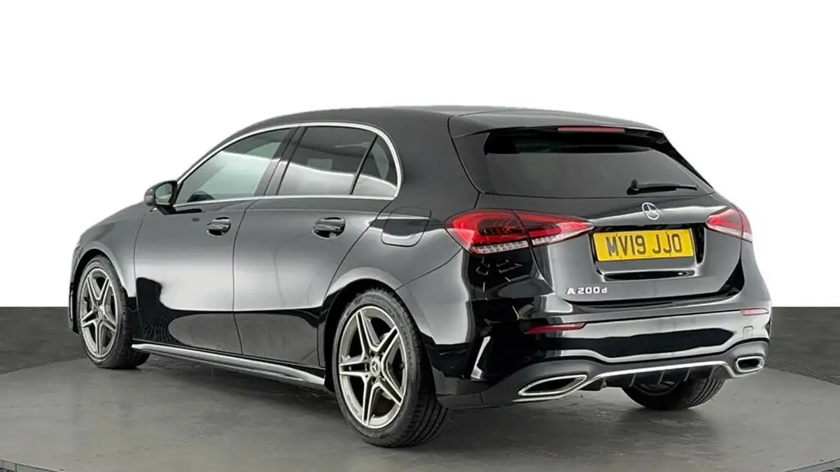 2019-mercedes-benz-a-class-20d-a200d-amg-line-hatchback-5d-big-5