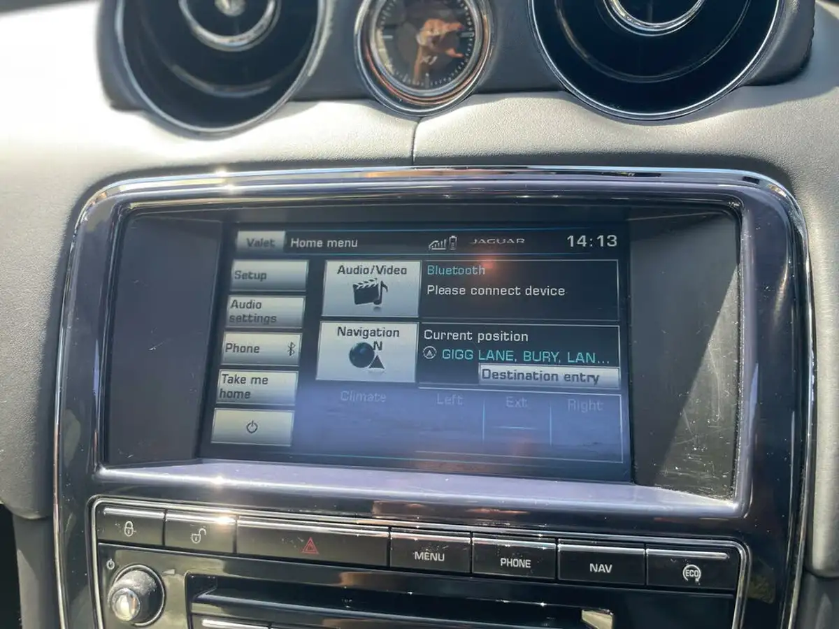2014-jaguar-xj-series-30td-xj-portfolio-swb-auto-big-40
