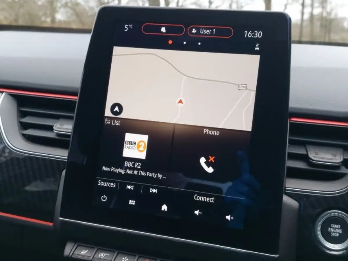 2021-renault-arkana-13-tce-rs-line-big-11