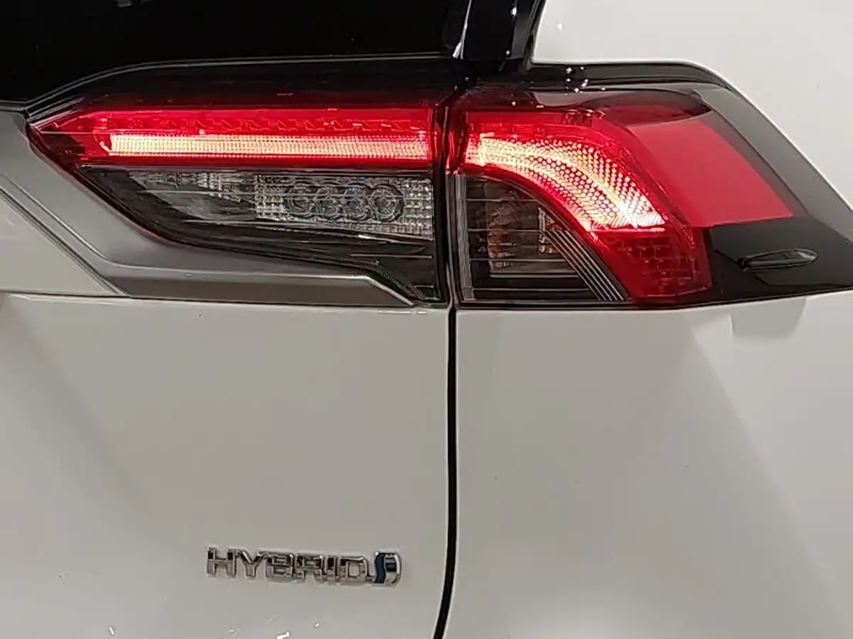 2020-toyota-rav4-25-vvt-i-design-215bhp-big-14