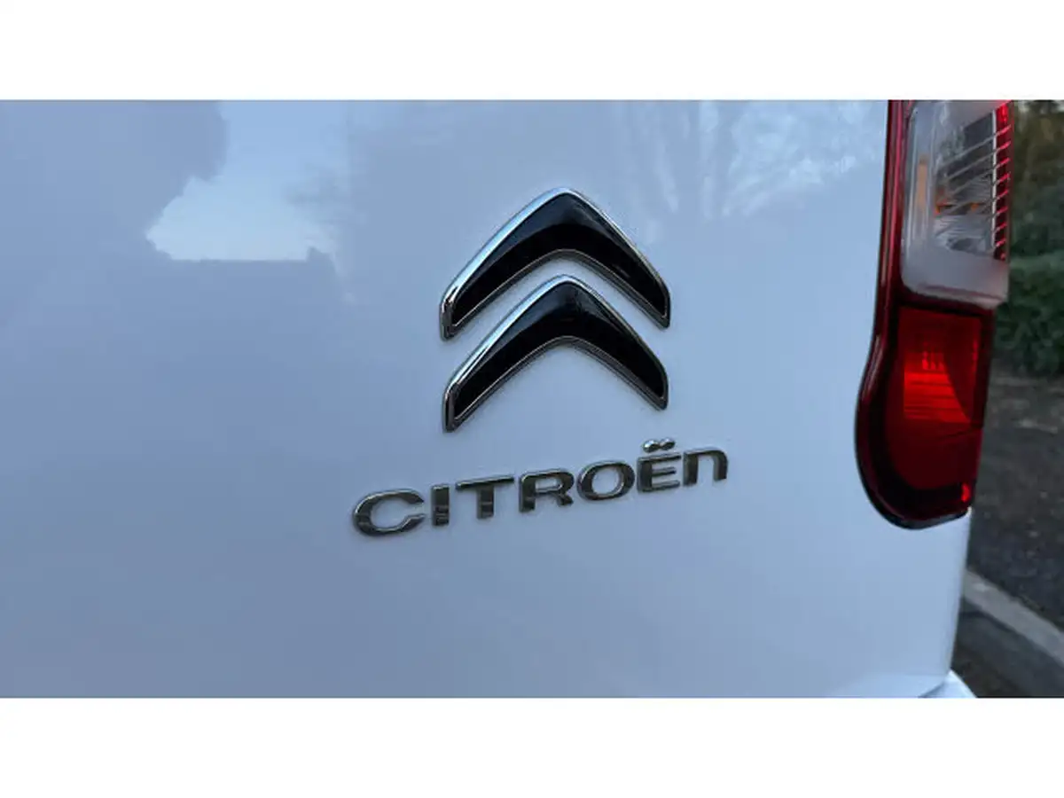 2024-citroen-berlingo-15-bluehdi-950-driver-edition-100pseu6d-big-22