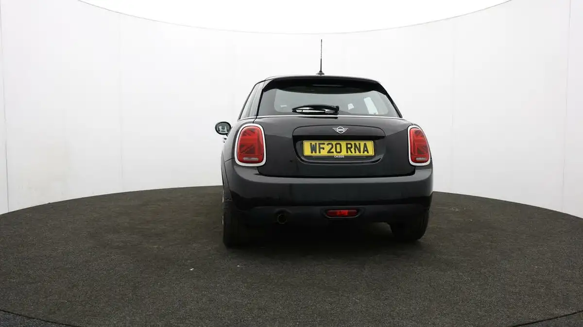 2020-mini-cooper-15-one-classic-5d-auto-big-42