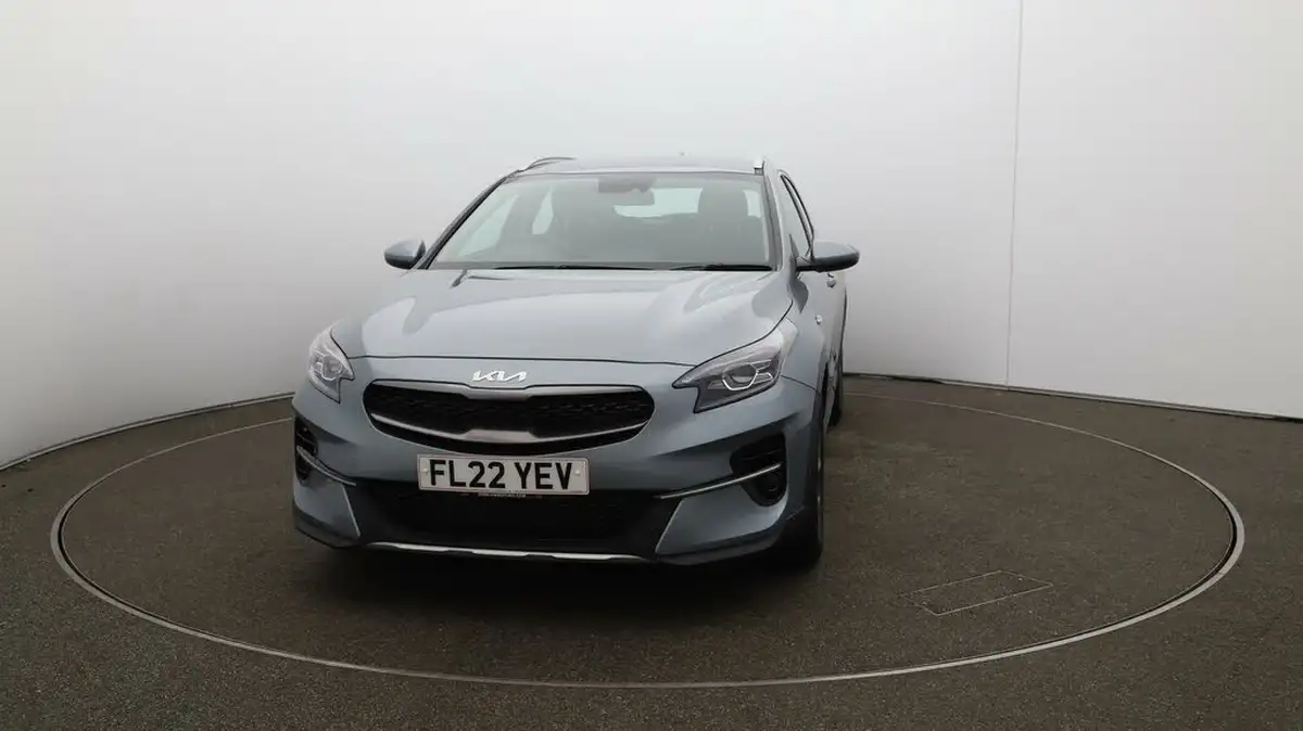 2022-kia-xceed-10-t-gdi-2-big-37