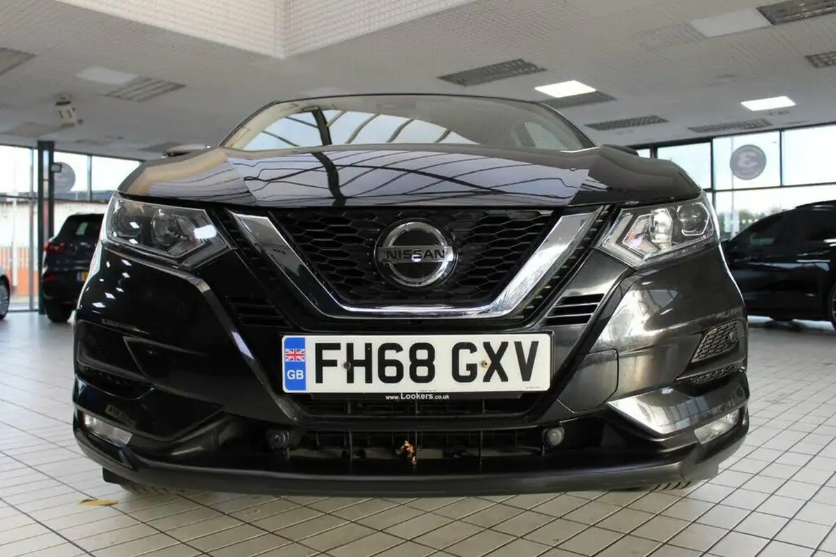2019-nissan-qashqai-15dci-acenta-premium-heat-pack-big-4