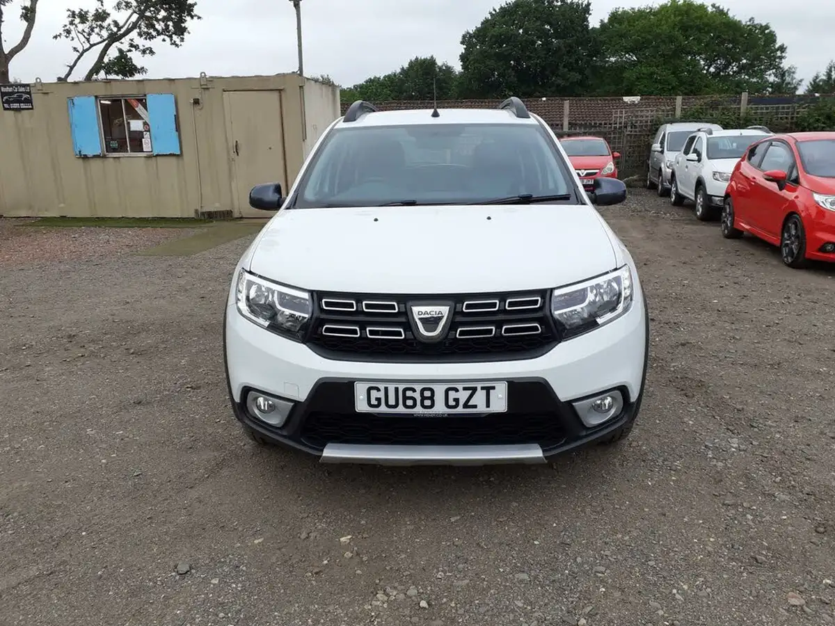 2018-dacia-sandero-stepway-09-tce-essential-big-2