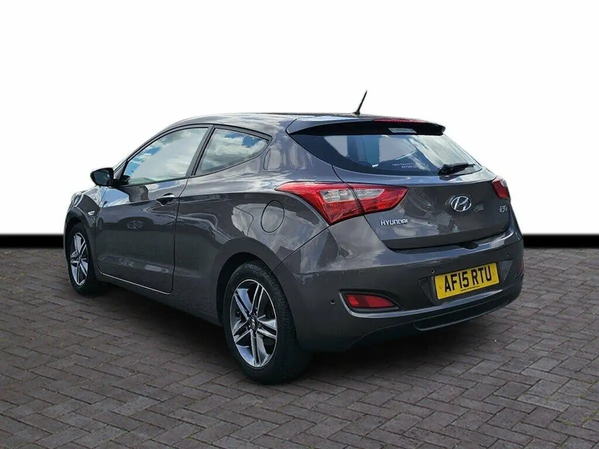 2015-hyundai-i30-14-active-3d-big-5