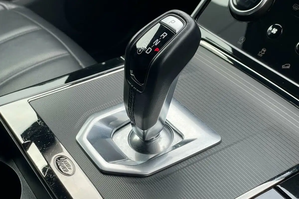 2022-land-rover-range-rover-evoque-20-d200-r-dynamic-se-big-19