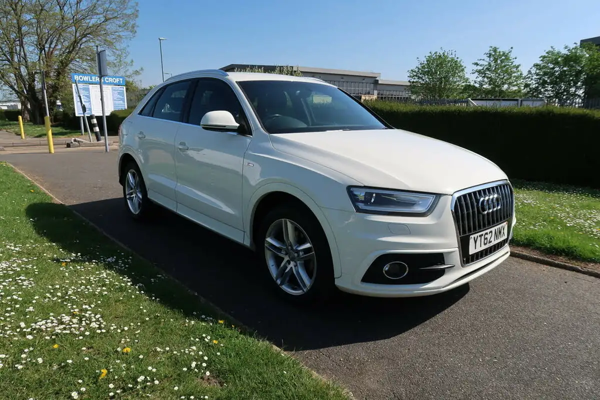 2012-audi-q3-20td-s-line-140ps-big-2