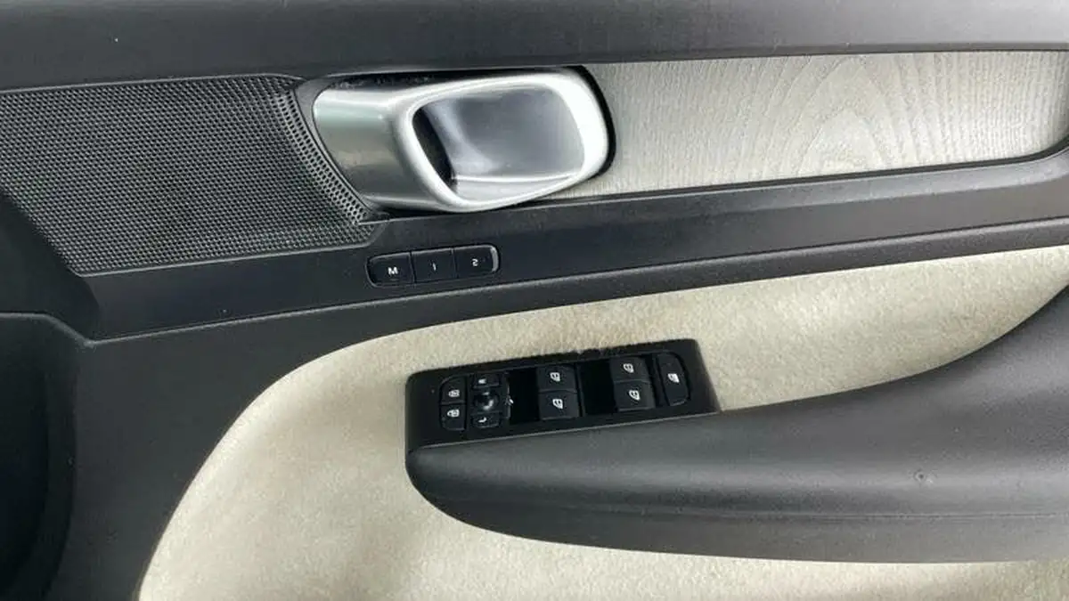 2020-volvo-xc40-20-b4-inscription-pro-big-19