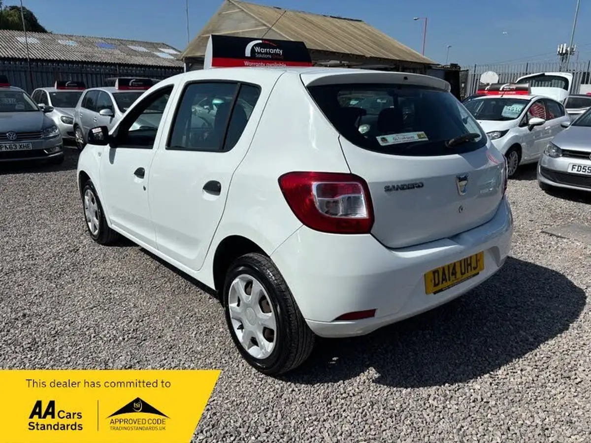 2014-dacia-sandero-12-ambiance-big-5