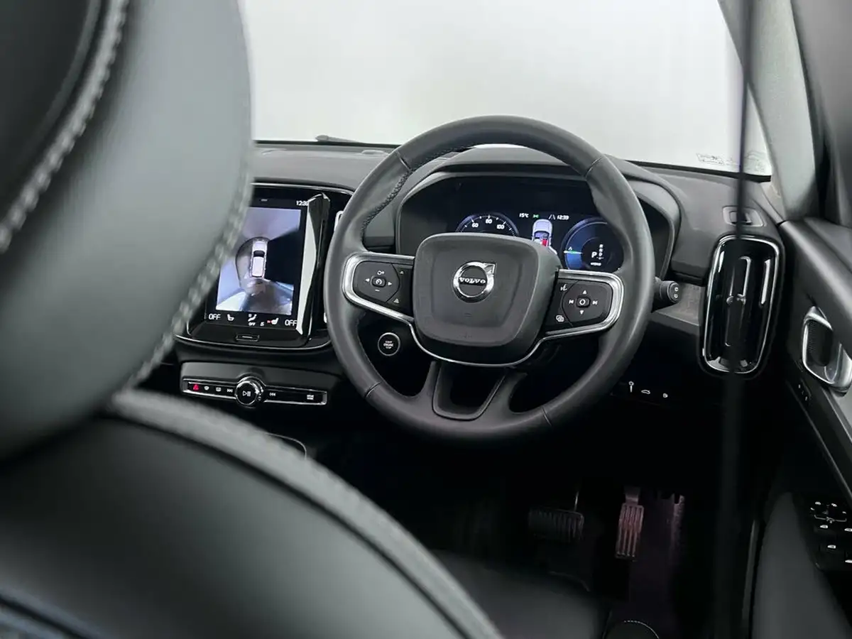2021-volvo-xc40-15-t5-inscription-pro-258bhp-big-22