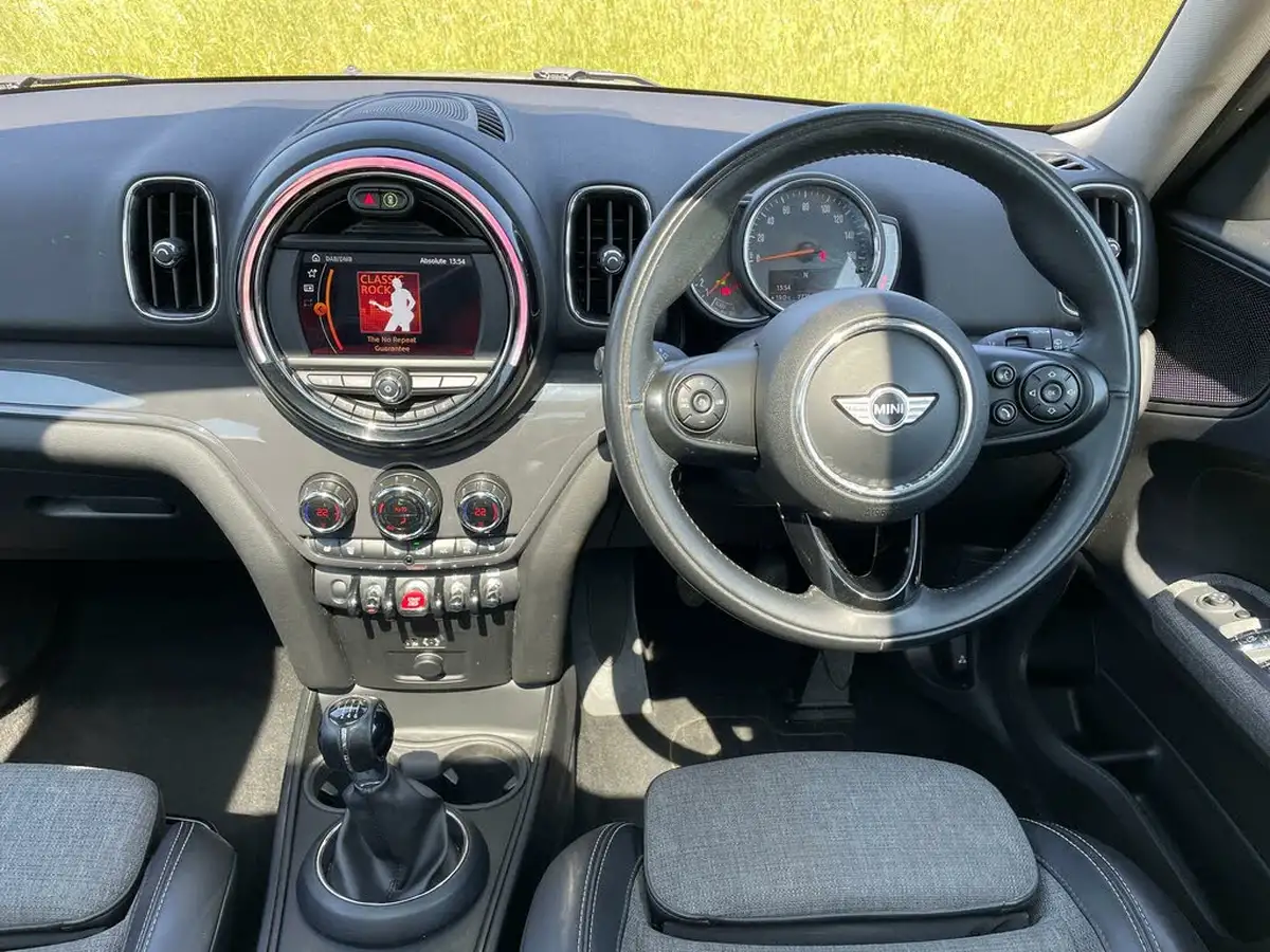 2018-mini-countryman-15-cooper-ss-big-31