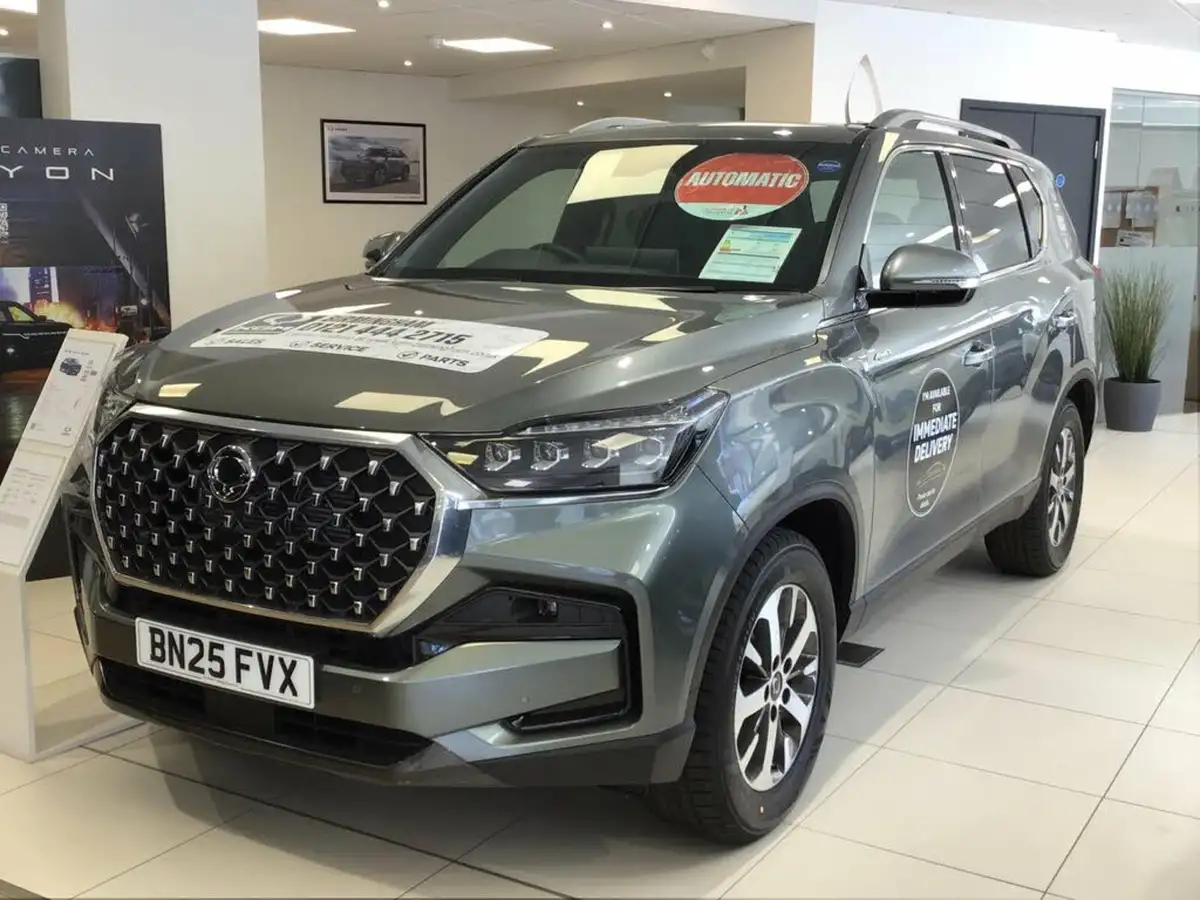 2025-kgm-ssangyong-rexton-22td-k30-big-2