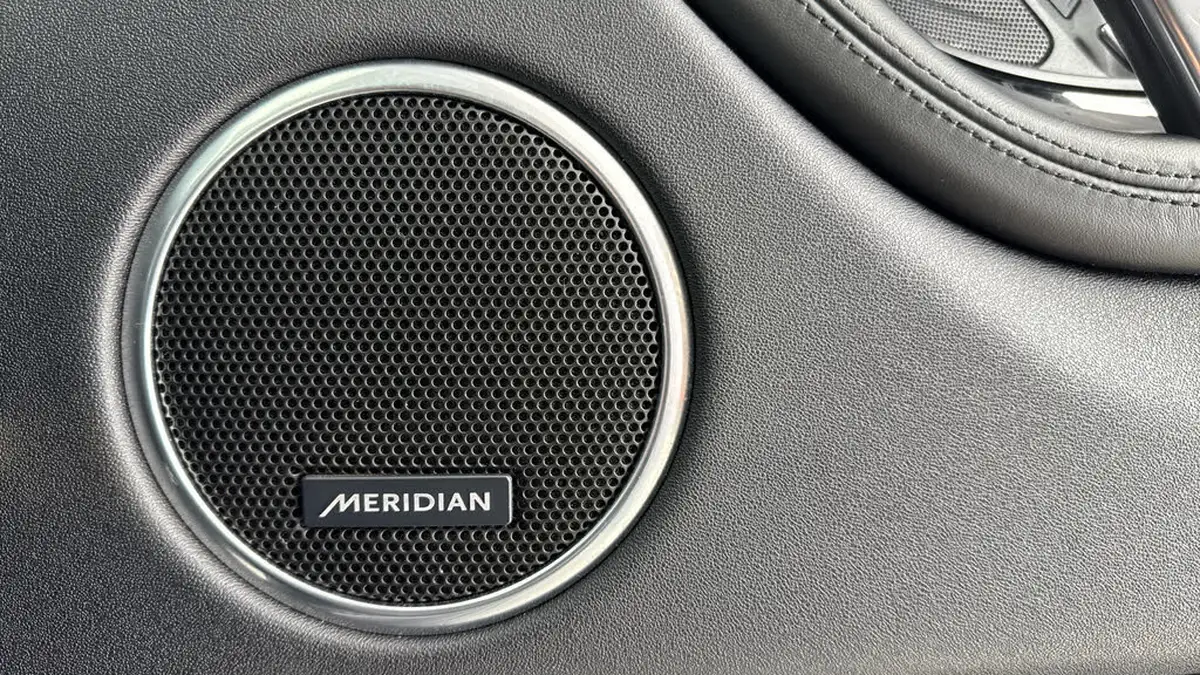 2019-land-rover-discovery-sport-20-d180-hse-big-22