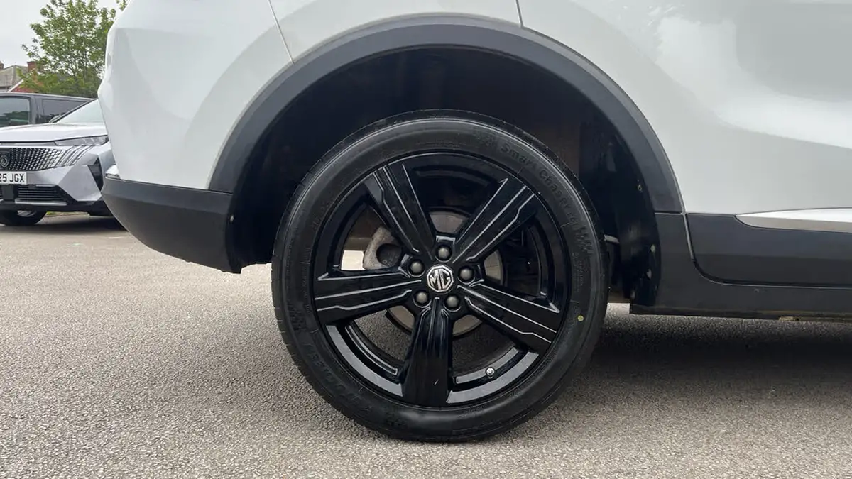 2019-mg-zs-suv-15-vti-tech-exclusive-105bhp-big-15