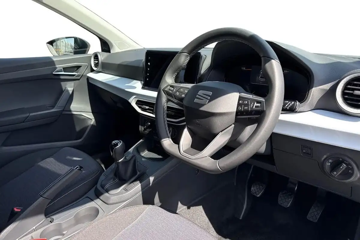 2025-seat-ibiza-10-tsi-se-technology-big-6