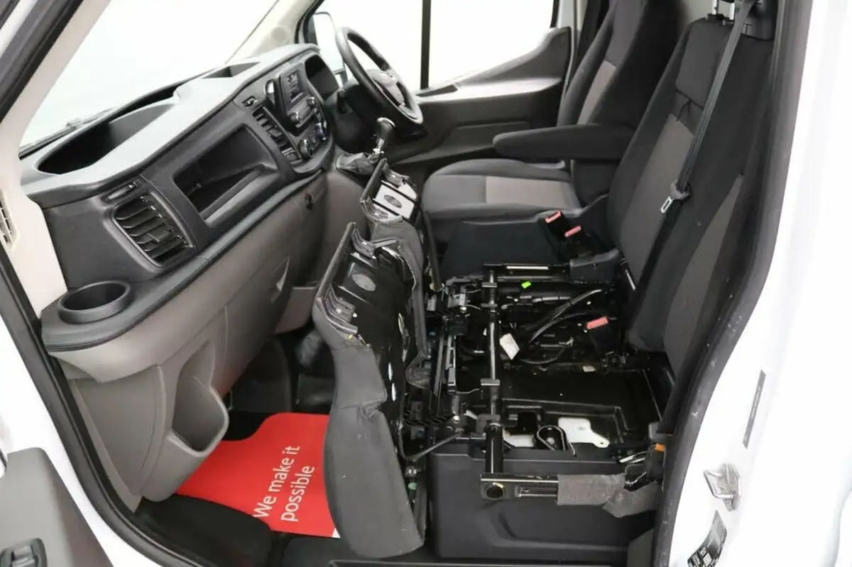 2022-ford-transit-20tdci-350-l3h2-leader-130pseu6dt-panel-van-big-20