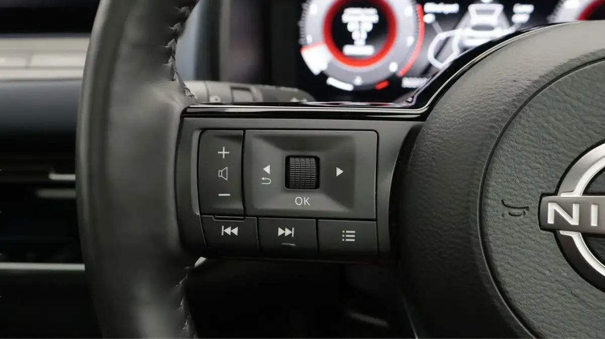 2022-nissan-qashqai-13-dig-t-tekna-140ps-mild-hybrid-big-24