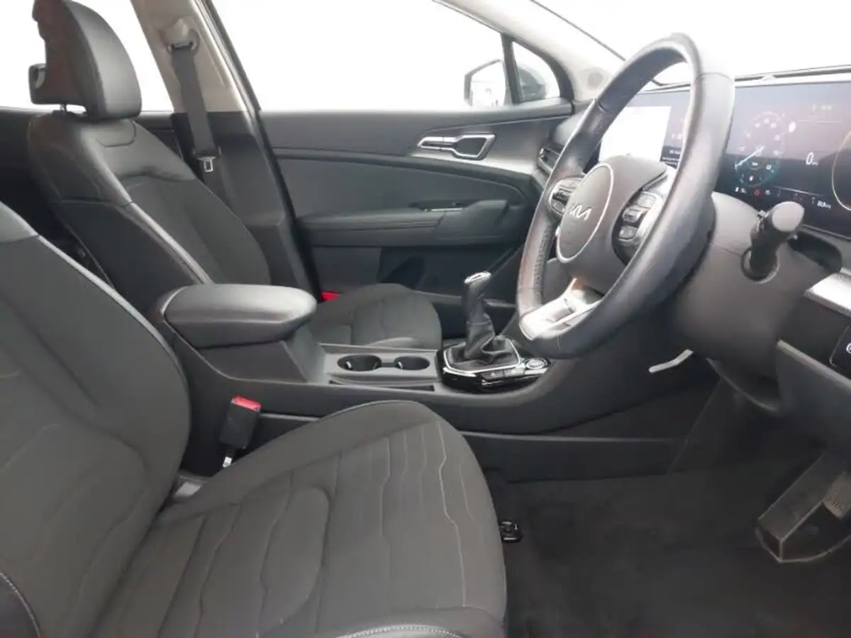 2024-kia-sportage-16-t-gdi-3-148bhp-big-10