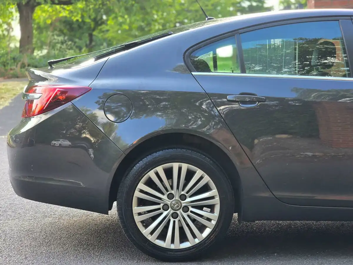 2015-vauxhall-insignia-20cdti-energy-130ps-big-26