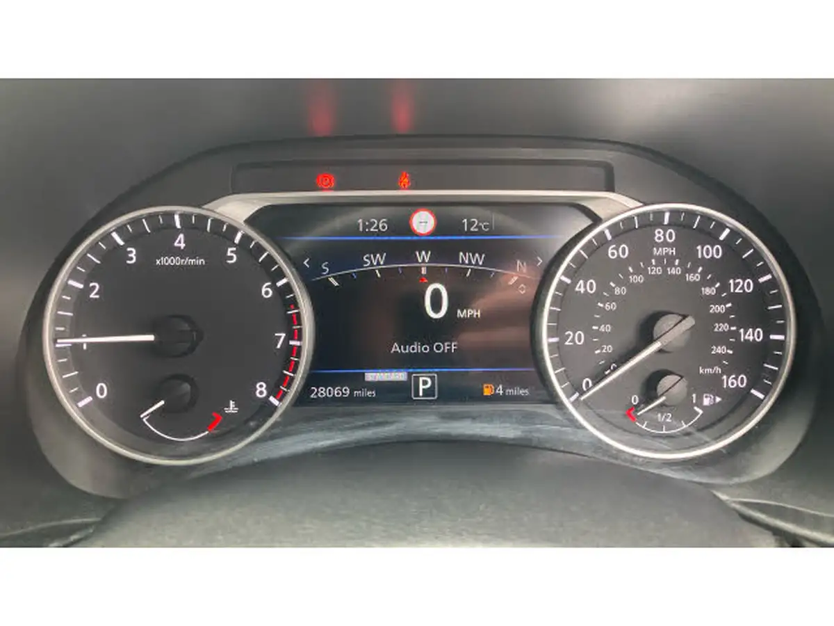 2022-nissan-juke-10-dig-t-tekna-dct-big-17