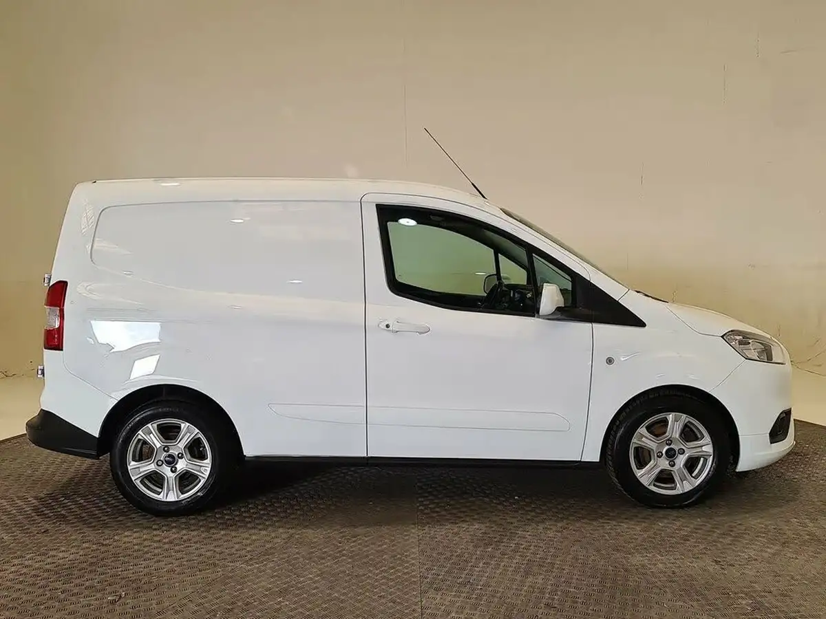 2022-ford-transit-courier-10t-limited-ecoboost-big-19