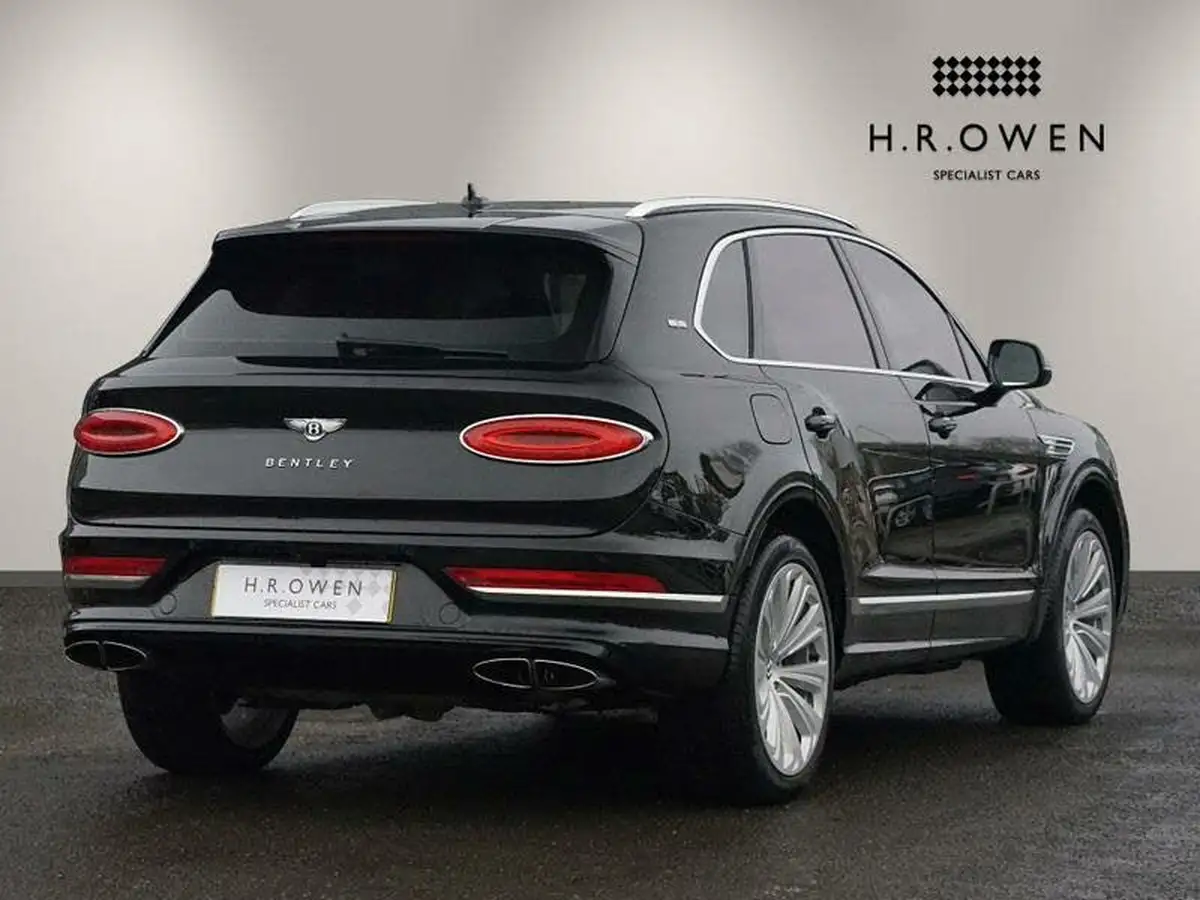 2019-bentley-bentayga-40-v8-big-1