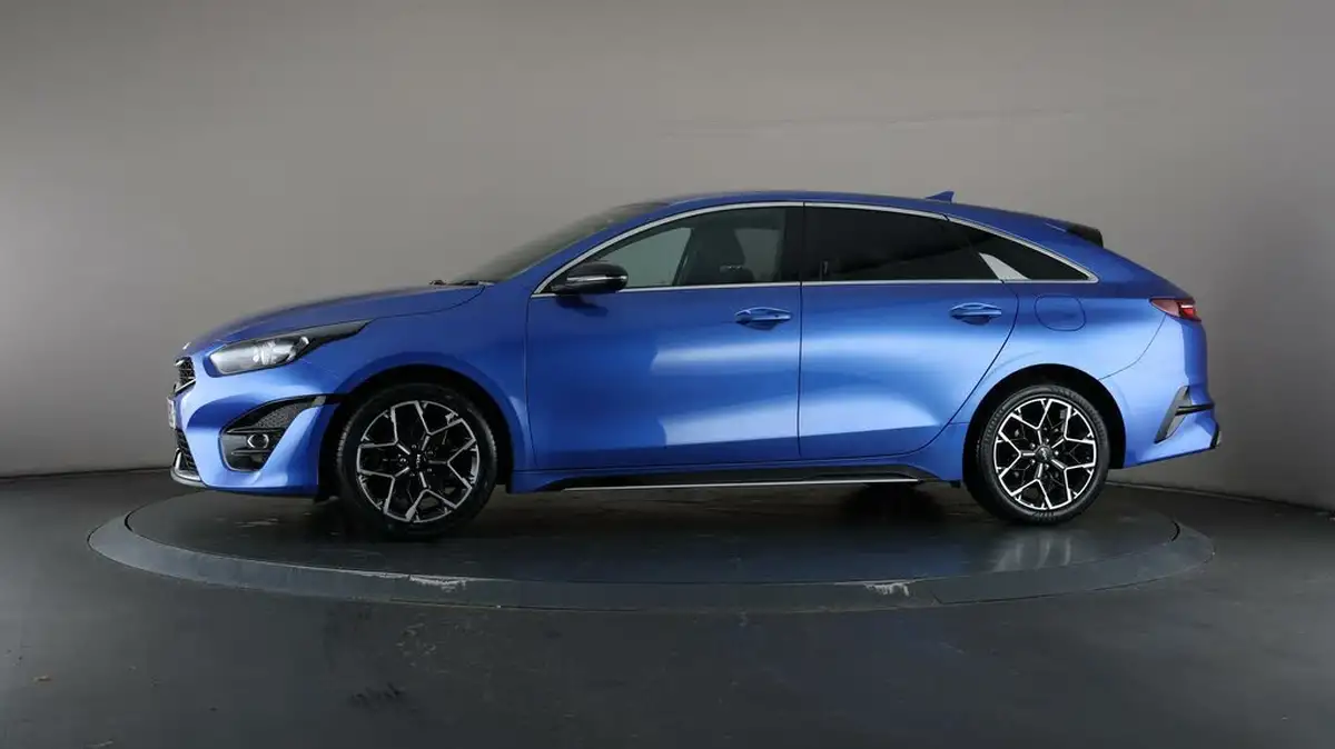 2022-kia-pro-ceed-15-t-gdi-gt-line-big-38
