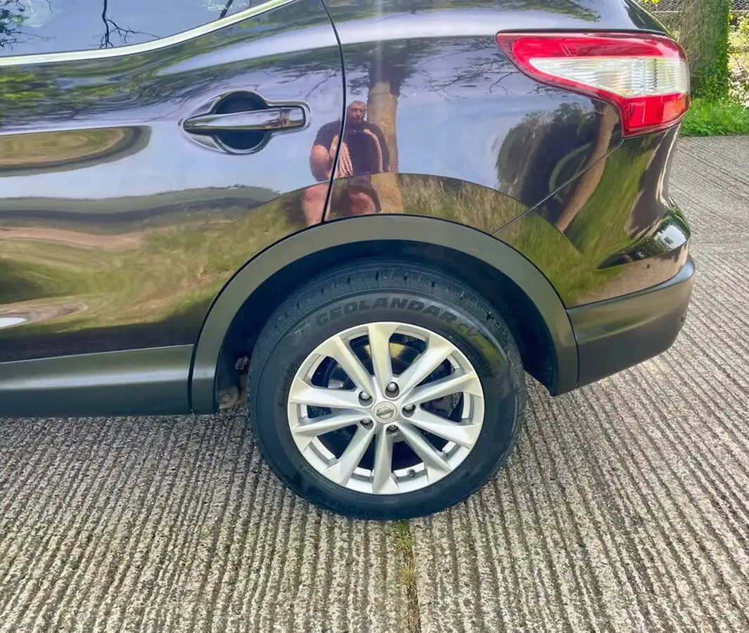 2014-nissan-qashqai-12-acenta-premium-big-42