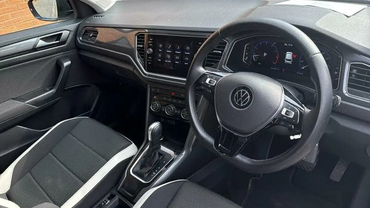 2021-volkswagen-t-roc-15-tsi-sel-dsg-big-5