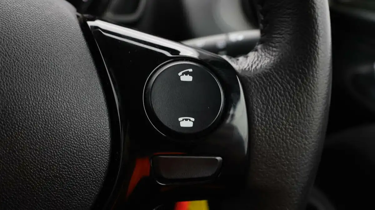 2021-citroen-c1-10-vti-shine-5d-big-22