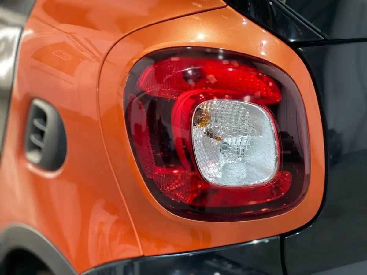 2017-smart-fortwo-10-prime-sport-71bhp-premiumss-coupe-twinamic-big-12