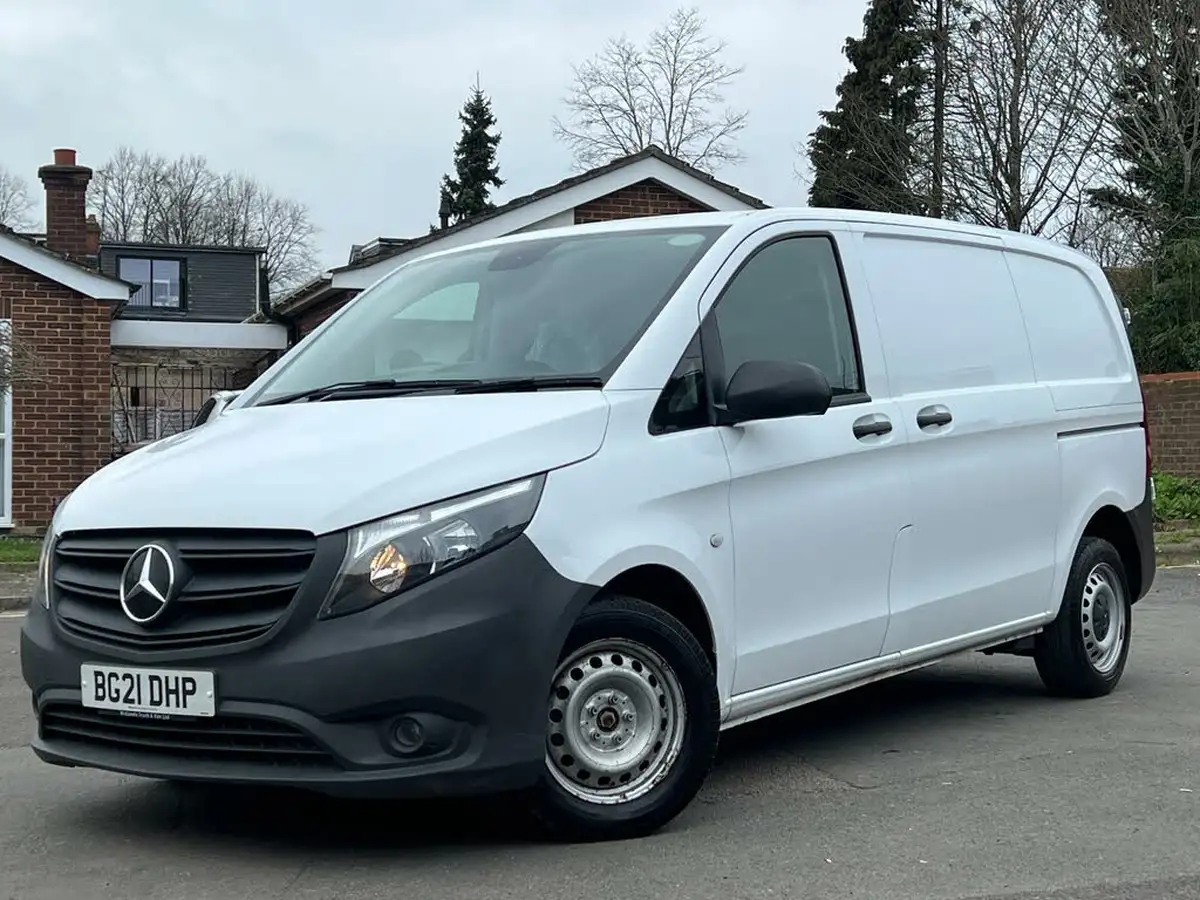 2021-mercedes-benz-vito-18-cdi-110-progressive-l1-panel-big-7