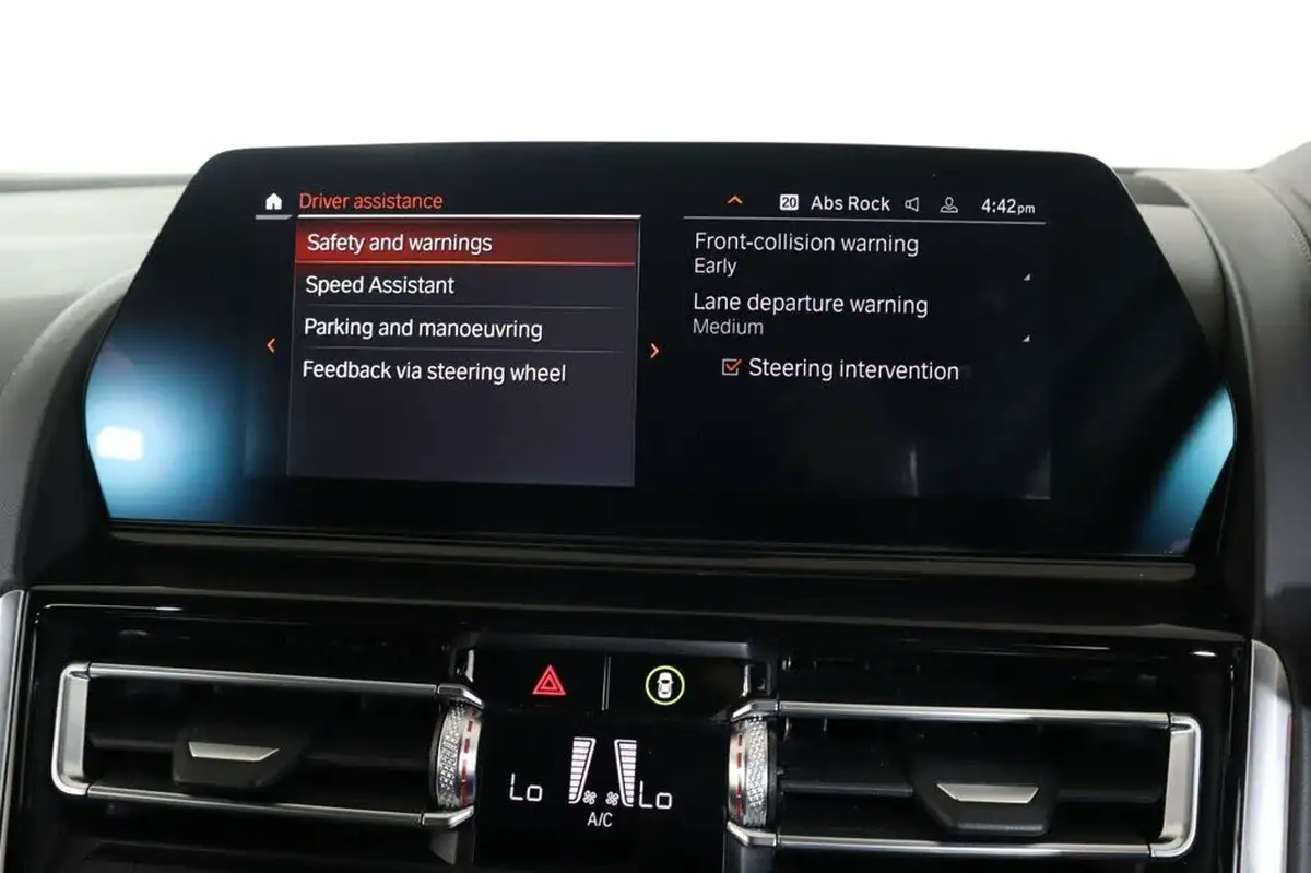 2022-bmw-8-series-30-840i-m-sport-convertible-2d-big-51