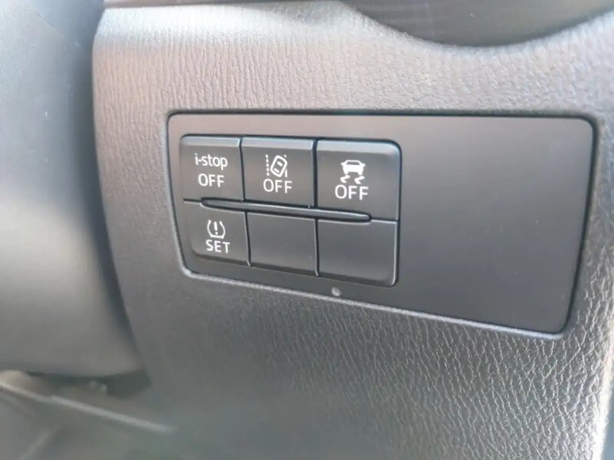 2020-mazda-mazda2-15-skyactiv-g-se-l-nav-big-11