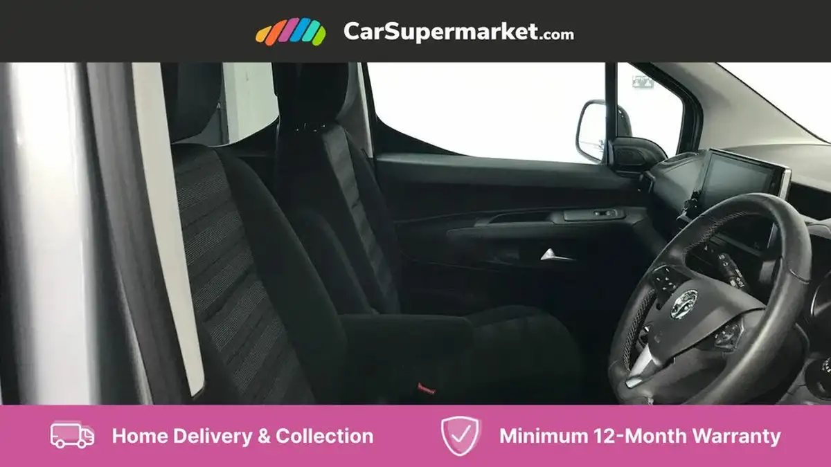 2022-vauxhall-combo-life-e-se-big-17