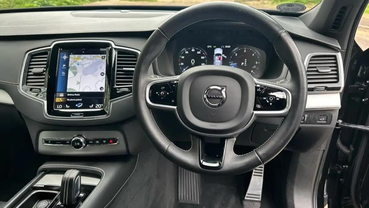 2021-volvo-xc90-20td-b5-r-design-big-9