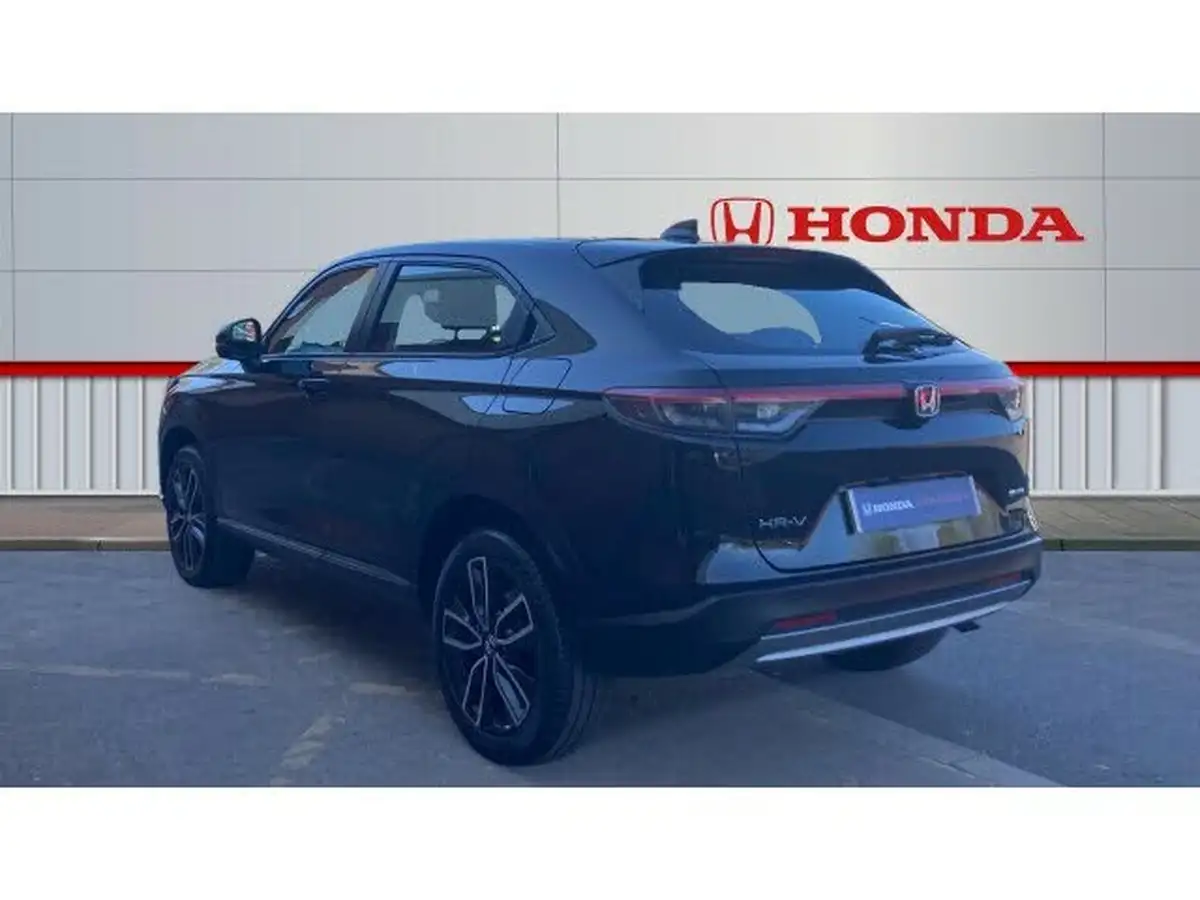 2022-honda-hr-v-15-i-mmd-elegance-big-2
