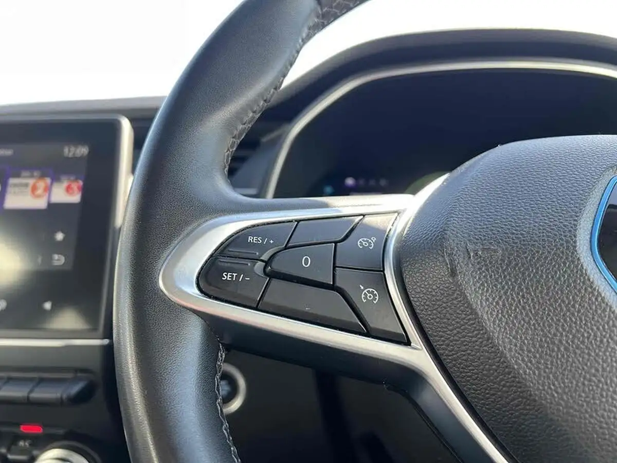 2020-renault-zoe-e-i-iconic-135ps-r135ze50-big-42
