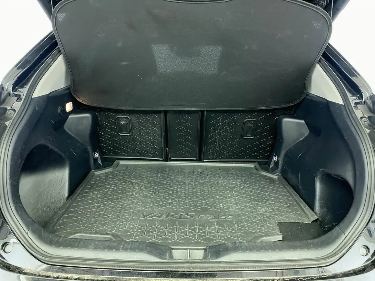 2022-toyota-yaris-cross-15-vvt-i-excel-awd-i-big-26