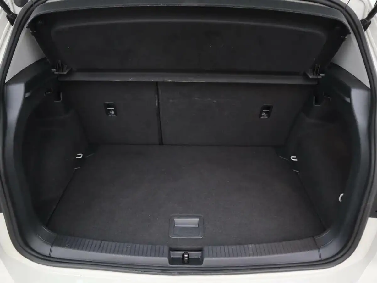 2021-volkswagen-t-cross-10-tsi-active-95ps-big-8