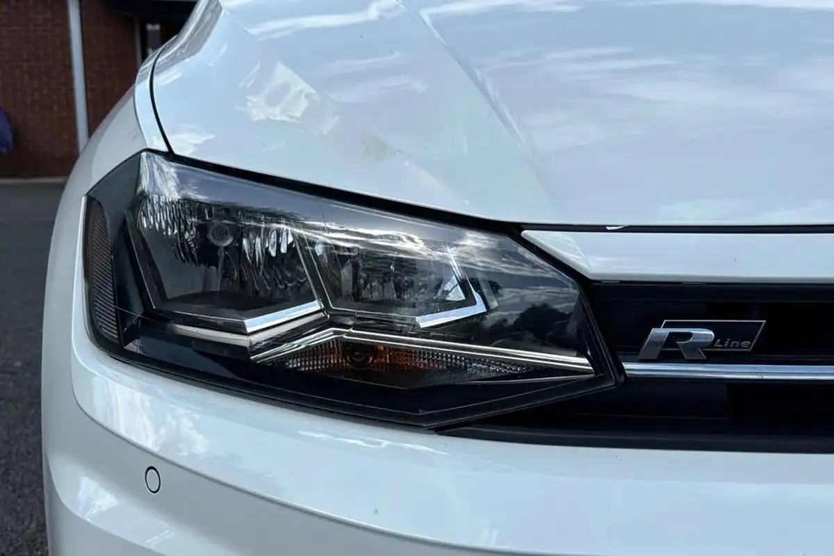 2018-volkswagen-polo-10-tsi-r-line-95ps-5d-big-25