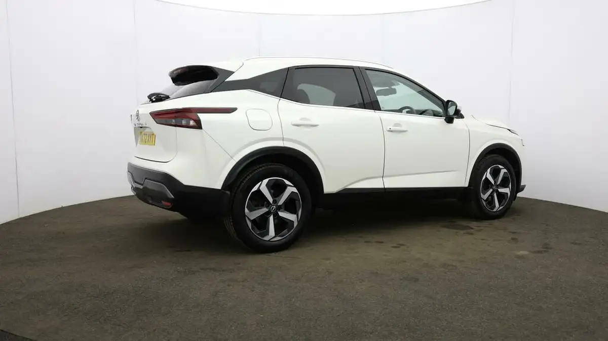 2022-nissan-qashqai-13-dig-t-n-connecta-140ps-big-55
