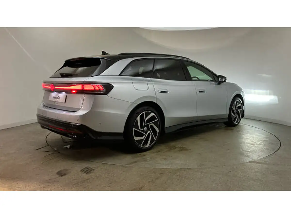 2025-volkswagen-id7-e-pro-match-interior-pack-tourer-big-37