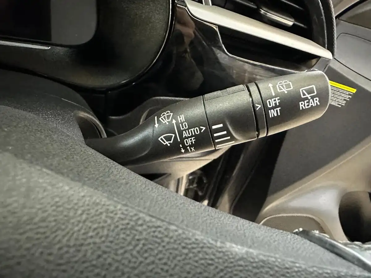 2010-nissan-note-16-visia-auto-big-28