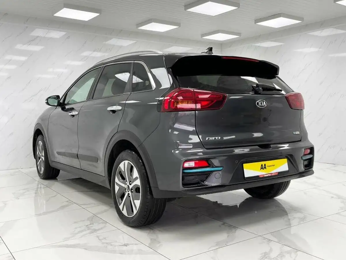 2021-kia-e-niro-ev-3-big-8
