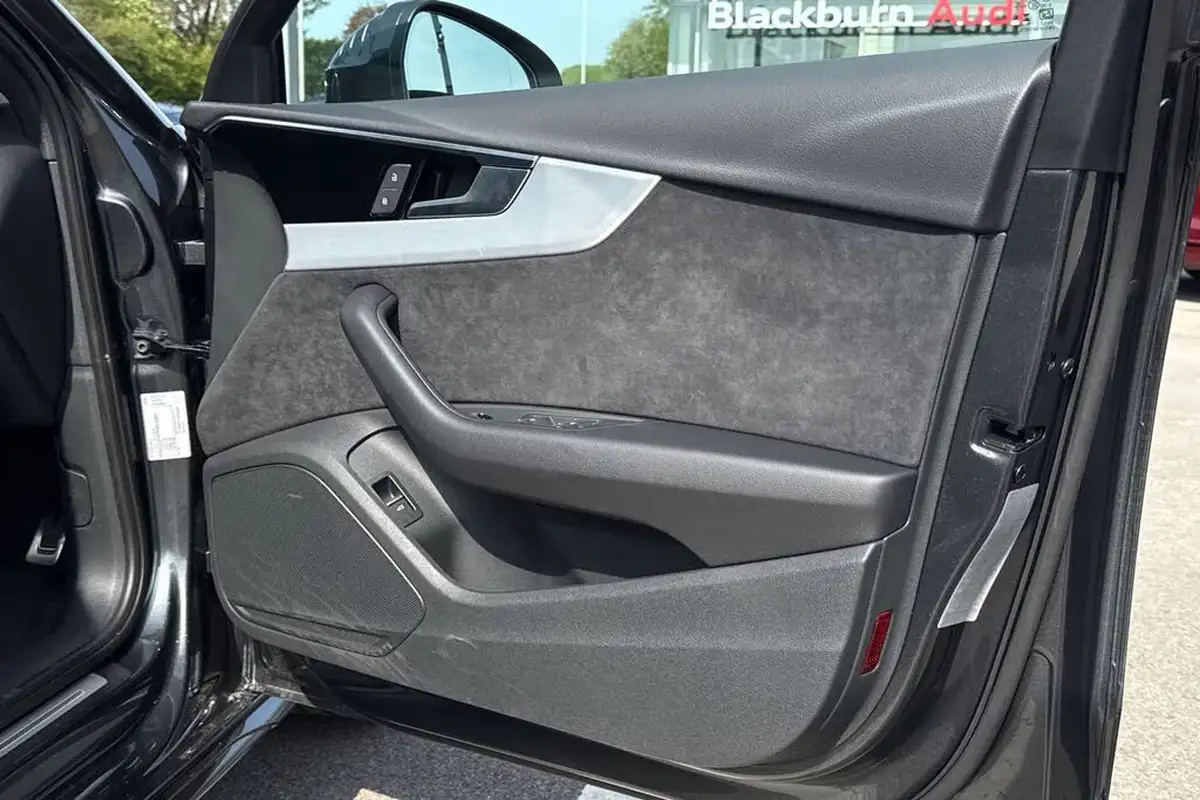 2024-audi-a4-20-35-tfsi-s-line-big-20