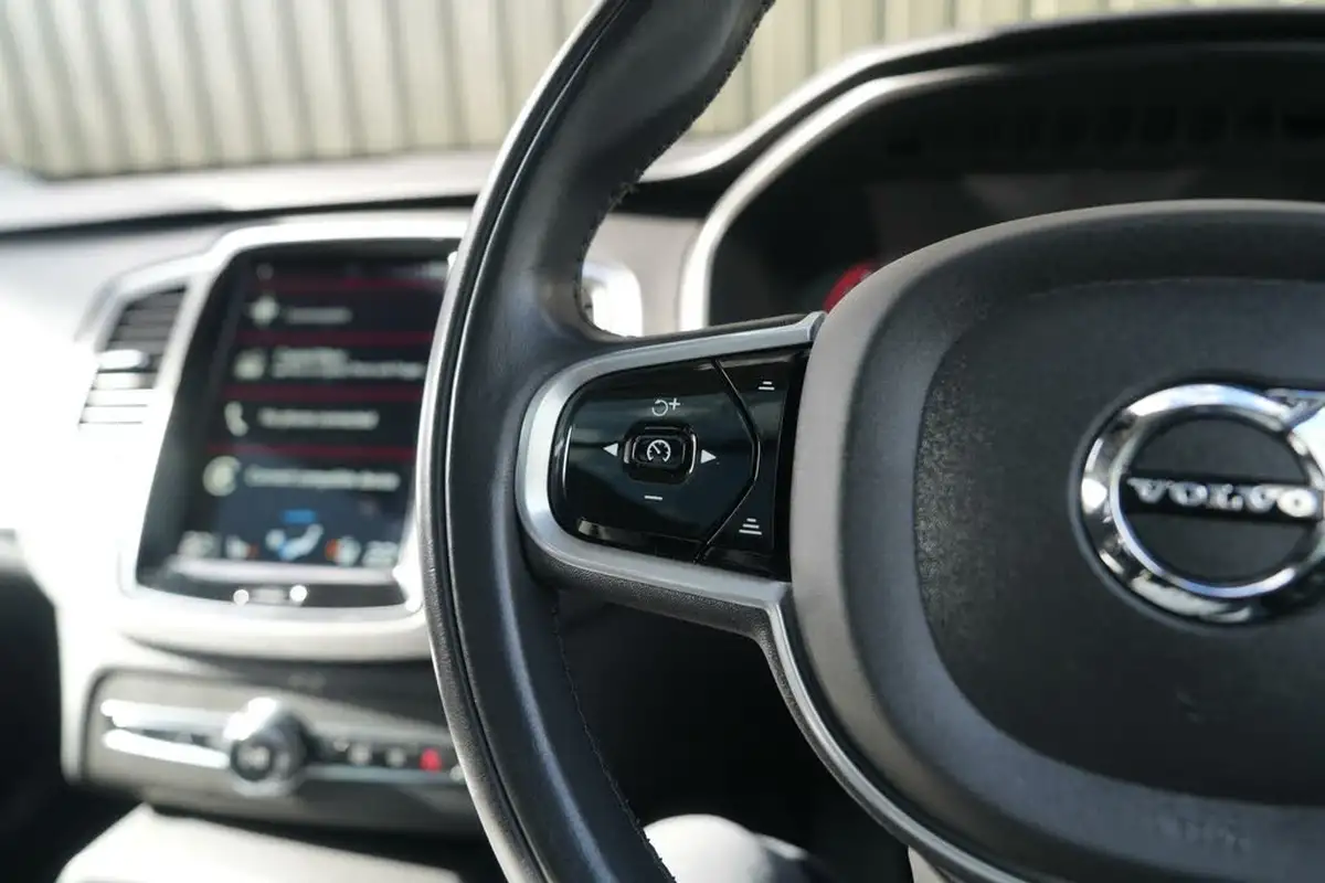 2022-volvo-xc90-20td-b5-momentum-big-23